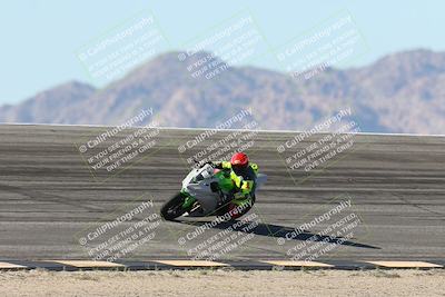 media/Jan-15-2026-Racers Edge (Thu) [[dfebeb70ab]]/3-B Group/Session 2 (Bowl Exit)/